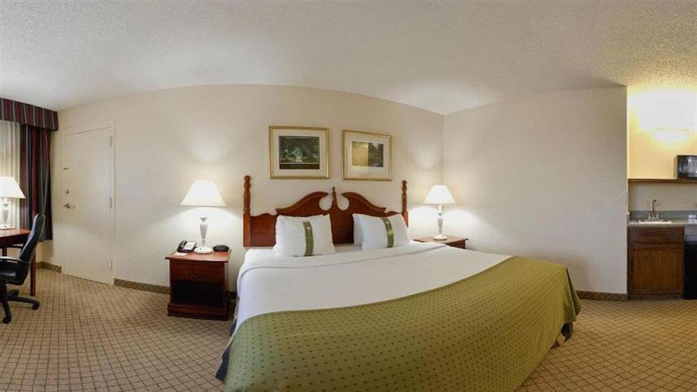 Holiday Inn Mobile West I-10 By Ihg Tillmans Corner Exterior photo